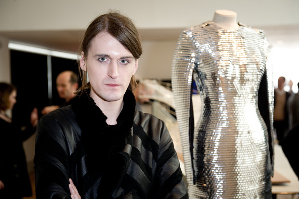 Gareth+Pugh+Brit+Insurance+Design+Awards+da6yoWUOuO2l